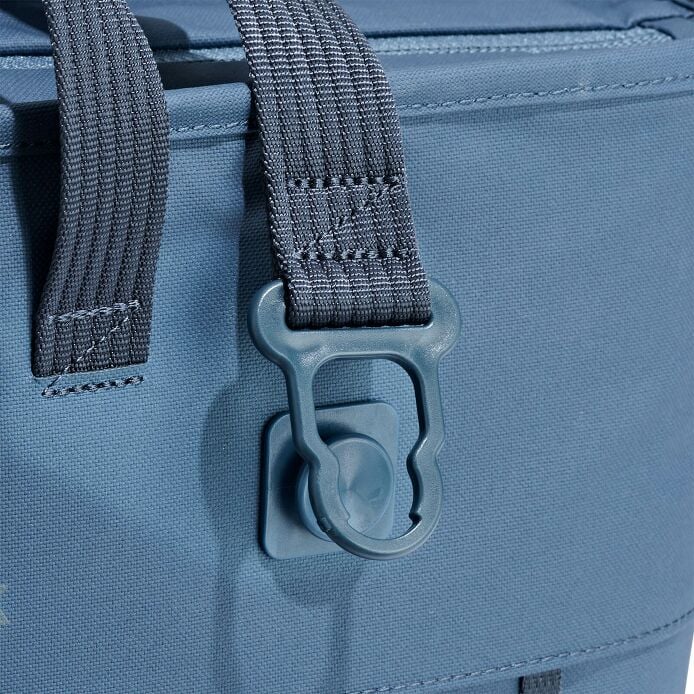 carryouttm-soft-cooler-tote-20-l-y5 250815_hydro_cooler_details_14839_2.jpg