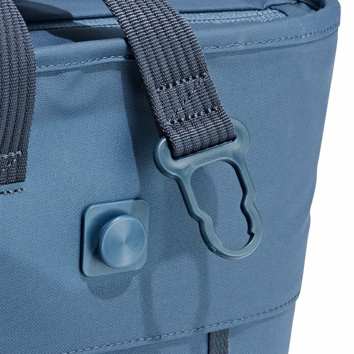 carryouttm-soft-cooler-tote-20-l-y5 250815_hydro_cooler_details_14841_2.jpg