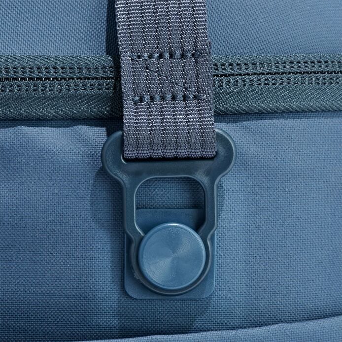 carryouttm-soft-cooler-15-l-e1 250815_hydro_cooler_details_14852_6.jpg