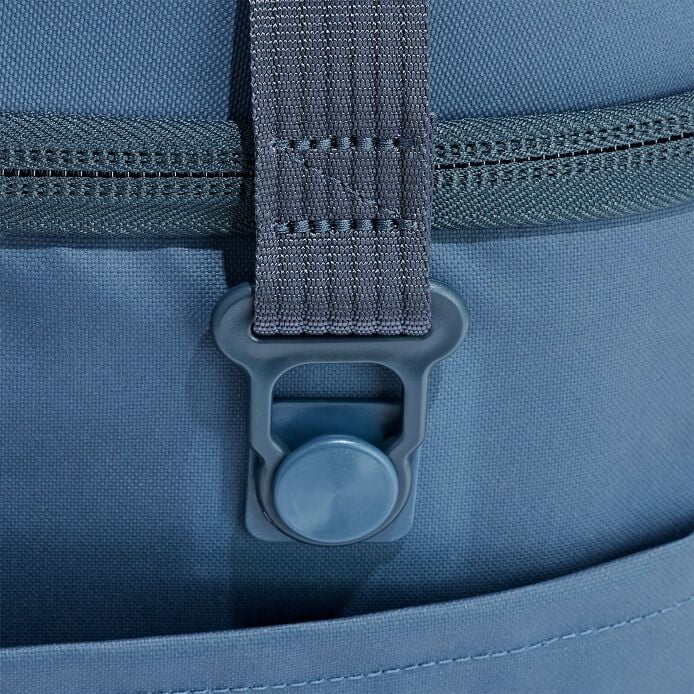 carryouttm-soft-cooler-15-l-e1 250815_hydro_cooler_details_14854_6.jpg