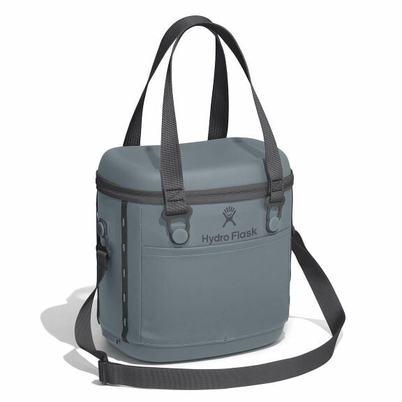 carryouttm-soft-cooler-10-l-j2 6pco043-carryout-cooler-10l-shale-gray-angled_1_1.jpg
