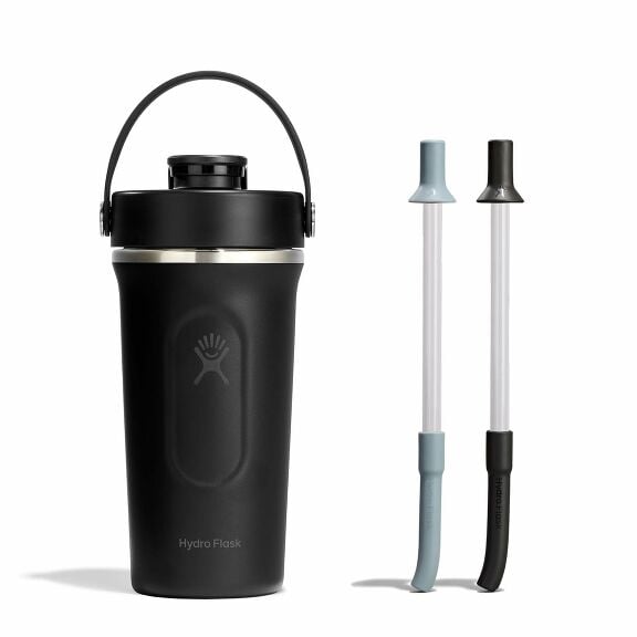 shaker-bottle-and-straw-bundle-w7 group_187_1__1.jpg