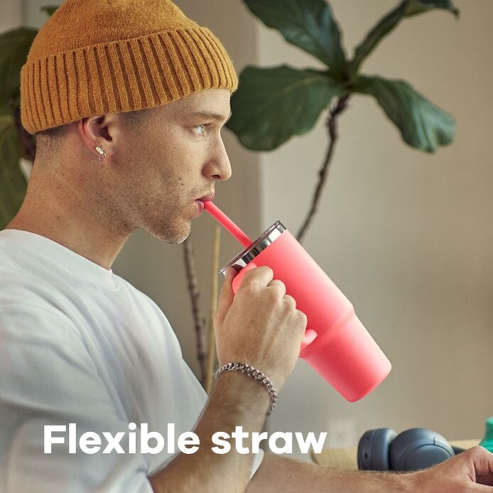 hydration-handledtm-bundle-r8 hf_s26_ttpscc_apdp_06.jpg