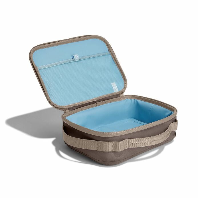 5-l-carry-outtm-lunch-box-g2 lbox217_5lcarryoutlunchbox_sandpiper_angled.jpg